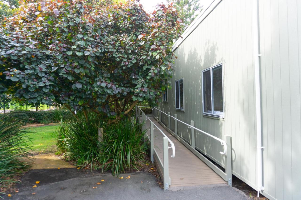 Fingal Bay Holiday Park Экстерьер фото